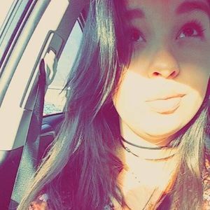 Meet your Posher, Sandy